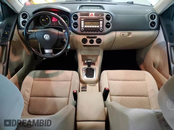 2009 Volkswagen Tiguan S with VIN WVGAV75N89W500223, listed as a Copart auction lot 70937695 with 100,710 mi miles and Clean title. Bid and sale history available at DreamBid. Image 8.