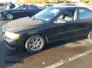 2008 Volvo S60 2.5T с VIN YV1RH592982698037, выставлен на аукционе IAAI как лот 43501926 с пробегом 340 788 миль миль и . История ставок и продаж доступна на DreamBid. Изображение 2.