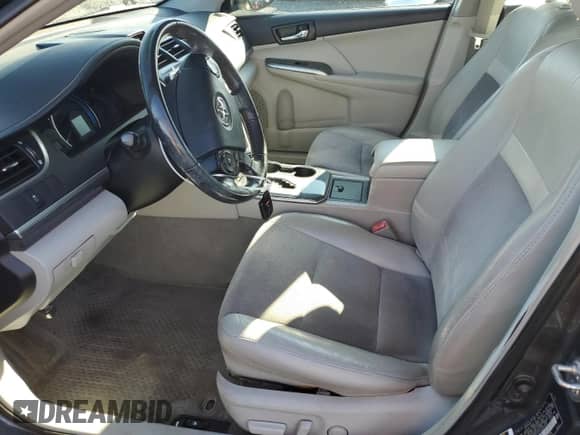 2012 Toyota Camry LE z VIN 4T1BD1FKXCU029199, wystawiony jako Copart lot #84045805 z przebiegiem 180 736 mil mil oraz Szkoda całkowita • Salvage title. Historia ofert i sprzedaży dostępna na DreamBid. Obrazek 7.