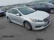 2015 Hyundai Sonata Limited with VIN 5NPE34AF0FH065031, listed as a IAAI auction lot 42921071 with 39,702 mi miles and . Bid and sale history available at DreamBid. Image 1.