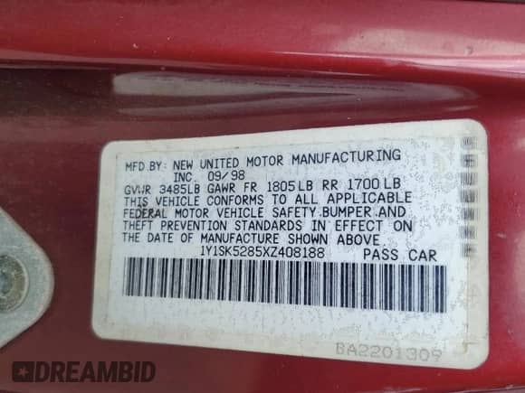 1999 Chevrolet Prizm с VIN 1Y1SK5285XZ408188, выставлен на аукционе Copart как лот 76388964 с пробегом 114 085 миль миль и Списание • Salvage title. История ставок и продаж доступна на DreamBid. Изображение 12.