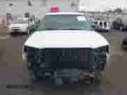 2003 Chevrolet Silverado 2500HD LT z VIN 1GCHK29U23E116984, wystawiony jako IAAI lot #43217859 z przebiegiem 265 239 mil mil oraz . Historia ofert i sprzedaży dostępna na DreamBid. Obrazek 13.