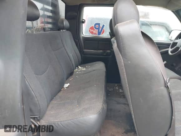 2004 Chevrolet Silverado 1500 with VIN 1GCEC19X84Z150636, listed as a IAAI auction lot 43333343 with 240,908 mi miles and . Bid and sale history available at DreamBid. Image 8.