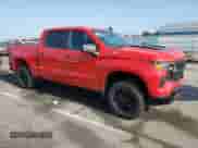 2022 Chevrolet Silverado 1500 Custom Trail Boss с VIN 3GCPDCEK7NG670582, выставлен на аукционе Copart как лот 68401775 с пробегом 9 560 миль миль и Списание • Salvage title. История ставок и продаж доступна на DreamBid. Изображение 4.