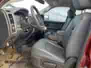 2020 Ram 1500 Tradesman z VIN 1C6RR6FG4LS128102, wystawiony jako Copart lot #58521475 z przebiegiem 62 253 mil mil oraz Szkoda całkowita • Salvage title. Historia ofert i sprzedaży dostępna na DreamBid. Obrazek 7.