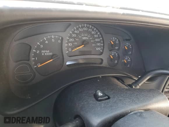 2003 Chevrolet Silverado 1500 LS с VIN 1GCEK14T83Z116234, выставлен на аукционе Copart как лот 75836364 с пробегом Не указан миль и Списание • Salvage title. История ставок и продаж доступна на DreamBid. Изображение 9.