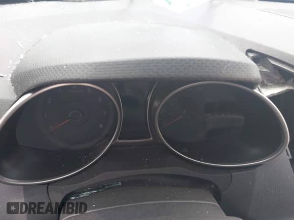 2013 Hyundai Veloster w/Black Int z VIN KMHTC6AD0DU155604, wystawiony jako IAAI lot #43314820 z przebiegiem 141 866 mil mil oraz . Historia ofert i sprzedaży dostępna na DreamBid. Obrazek 7.