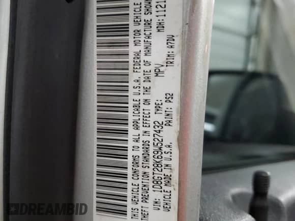 2009 Dodge Nitro SE z VIN 1D8GT28K69W527432, wystawiony jako Copart lot #72401114 z przebiegiem 108 070 mil mil oraz Szkoda całkowita • Salvage title. Historia ofert i sprzedaży dostępna na DreamBid. Obrazek 13.