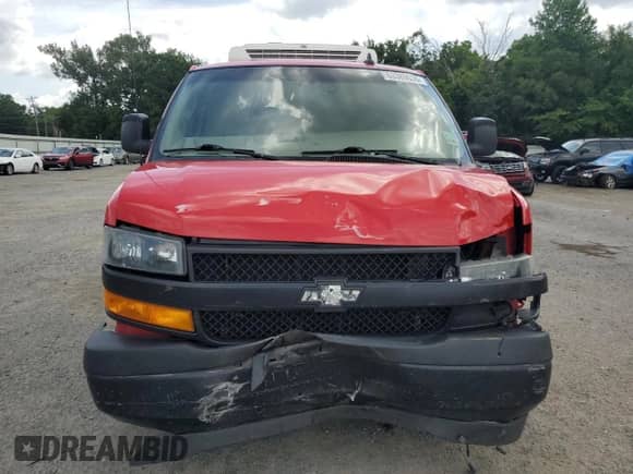 2018 Chevrolet Express Cargo с VIN 1GCZGHFG9J1280888, выставлен на аукционе Copart как лот 63389035 с пробегом 377 250 миль миль и Списание • Salvage title. История ставок и продаж доступна на DreamBid. Изображение 5.