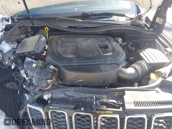 2022 Jeep Grand Cherokee Limited z VIN 1C4RJFBG3NC165323, wystawiony jako IAAI lot #42969818 z przebiegiem 77 026 mil mil oraz . Historia ofert i sprzedaży dostępna na DreamBid. Obrazek 10.