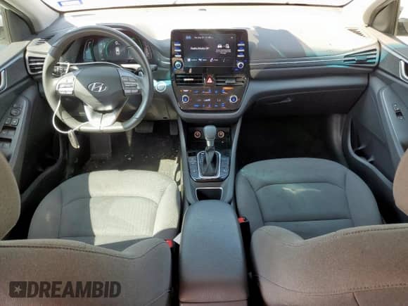 2021 Hyundai Ioniq SE с VIN KMHC75LC6MU260800, выставлен на аукционе Copart как лот 82033775 с пробегом 106 503 миль миль и Списание • Salvage title. История ставок и продаж доступна на DreamBid. Изображение 8.