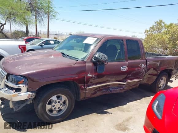 2003 GMC Sierra 1500 SLE with VIN 2GTEC19T931252810, listed as a IAAI auction lot 42504320 with 181,494 mi miles and . Bid and sale history available at DreamBid. Image 15.