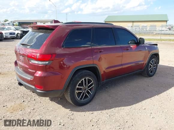 2020 Jeep Grand Cherokee Trailhawk with VIN 1C4RJFLG6LC116726, listed as a IAAI auction lot 43200025 with 99,265 mi miles and . Bid and sale history available at DreamBid. Image 4.