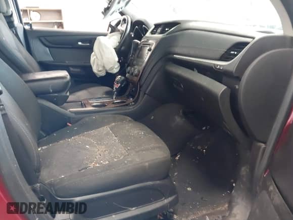 2013 Chevrolet Traverse LT z VIN 1GNKVGKD2DJ123860, wystawiony jako IAAI lot #42683933 z przebiegiem 182 801 mil mil oraz . Historia ofert i sprzedaży dostępna na DreamBid. Obrazek 5.