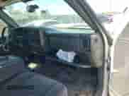 2005 GMC Sierra 1500 SLE с VIN 2GTEC13T051162389, выставлен на аукционе IAAI как лот 43050515 с пробегом Не указан миль и . История ставок и продаж доступна на DreamBid. Изображение 5.