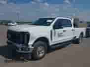 2024 Ford F-250 XL z VIN 1FT7W2BA7REF12224, wystawiony jako IAAI lot #42663192 z przebiegiem 17 848 mil mil oraz . Historia ofert i sprzedaży dostępna na DreamBid. Obrazek 2.