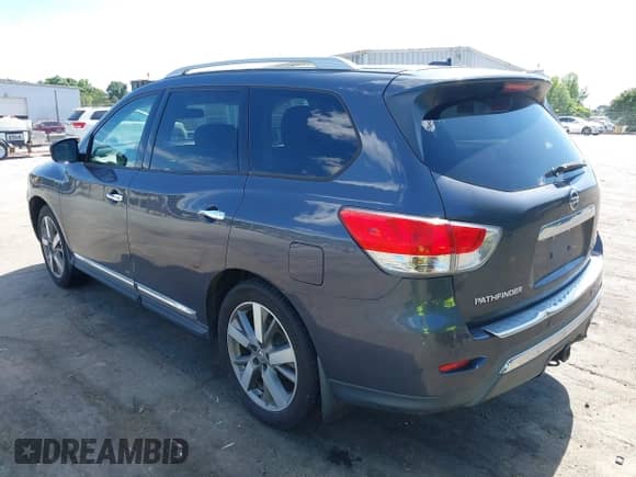 2014 Nissan Pathfinder SL with VIN 5N1AR2MM4EC650387, listed as a IAAI auction lot 42335905 with 217,649 mi miles and . Bid and sale history available at DreamBid. Image 3.