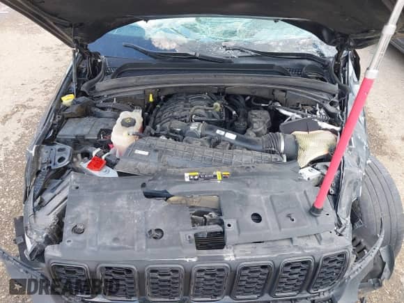 2022 Jeep Grand Cherokee Limited z VIN 1C4RJJBG8N8567747, wystawiony jako IAAI lot #42958492 z przebiegiem 66 438 mil mil oraz . Historia ofert i sprzedaży dostępna na DreamBid. Obrazek 18.