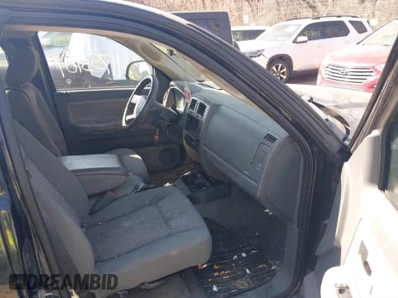 2007 Dodge Dakota SLT with VIN 1D7HW42P77S224633, listed as a IAAI auction lot 41753164 with 288,071 mi miles and . Bid and sale history available at DreamBid. Image 5.