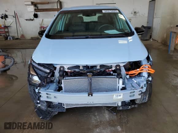 2023 Chevrolet Bolt EV 2LT z VIN 1G1FX6S02P4130315, wystawiony jako Copart lot #64375683 z przebiegiem 6 708 mil mil oraz . Historia ofert i sprzedaży dostępna na DreamBid. Obrazek 5.