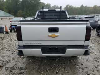 2018 Chevrolet Silverado 1500 Custom z VIN 1GCVKPEC0JZ139943, wystawiony jako Copart lot #83831655 z przebiegiem 228 232 mil mil oraz Szkoda całkowita • Salvage title. Historia ofert i sprzedaży dostępna na DreamBid. Obrazek 6.