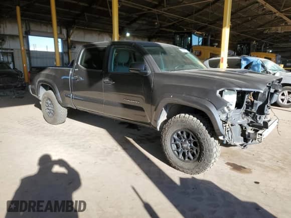 2020 Toyota Tacoma SR5 с VIN 3TMBZ5DN5LM023535, выставлен на аукционе Copart как лот 47441245 с пробегом 79 612 миль миль и Списание • Salvage title. История ставок и продаж доступна на DreamBid. Изображение 4.