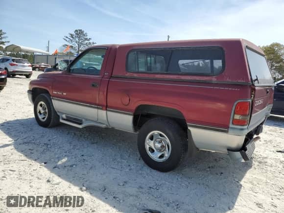 1994 Dodge 1500 с VIN 3B7HC16Y5RM565433, выставлен на аукционе Copart как лот 50500245 с пробегом 146 722 миль миль и Списание • Salvage title. История ставок и продаж доступна на DreamBid. Изображение 2.