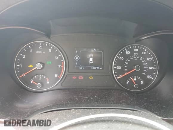 2016 Kia Optima EX z VIN 5XXGU4L36GG057408, wystawiony jako Copart lot #82721095 z przebiegiem 167 278 mil mil oraz Czysty tytuł • Clean title. Historia ofert i sprzedaży dostępna na DreamBid. Obrazek 9.
