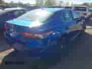 2019 Toyota Camry SE z VIN 4T1B11HK5KU261813, wystawiony jako IAAI lot #43349511 z przebiegiem 38 442 mil mil oraz . Historia ofert i sprzedaży dostępna na DreamBid. Obrazek 4.