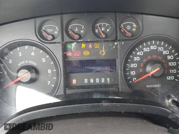 2009 Ford F-150 STX z VIN 1FTRF02WX9KC15605, wystawiony jako Copart lot #73507494 z przebiegiem 102 411 mil mil oraz Szkoda całkowita • Salvage title. Historia ofert i sprzedaży dostępna na DreamBid. Obrazek 9.