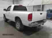 2005 Dodge 1500 SLT z VIN 1D7HU16DX5J547792, wystawiony jako IAAI lot #41609415 z przebiegiem 209 063 mil mil oraz . Historia ofert i sprzedaży dostępna na DreamBid. Obrazek 3.