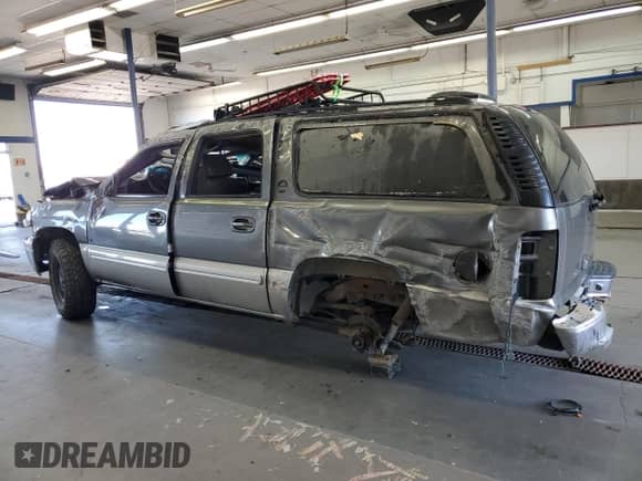 2000 Chevrolet Suburban LT с VIN 3GNFK16T7YG202893, выставлен на аукционе Copart как лот 66367775 с пробегом 164 910 миль миль и Списание • Salvage title. История ставок и продаж доступна на DreamBid. Изображение 2.