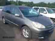 2005 Toyota Sienna XLE z VIN 5TDZA22C15S362771, wystawiony jako IAAI lot #42618543 z przebiegiem 218 080 mil mil oraz . Historia ofert i sprzedaży dostępna na DreamBid. Obrazek 1.