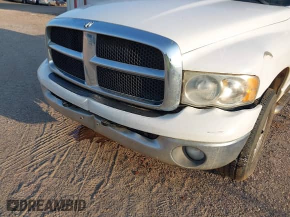 2004 Dodge 1500 SLT with VIN 1D7HU18N74S643300, listed as a IAAI auction lot 43164011 with 260,728 mi miles and . Bid and sale history available at DreamBid. Image 6.