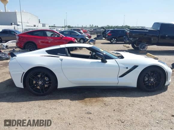 2014 Chevrolet Corvette 1LT с VIN 1G1YB2D72E5123317, выставлен на аукционе IAAI как лот 41832153 с пробегом 36 113 миль миль и . История ставок и продаж доступна на DreamBid. Изображение 13.
