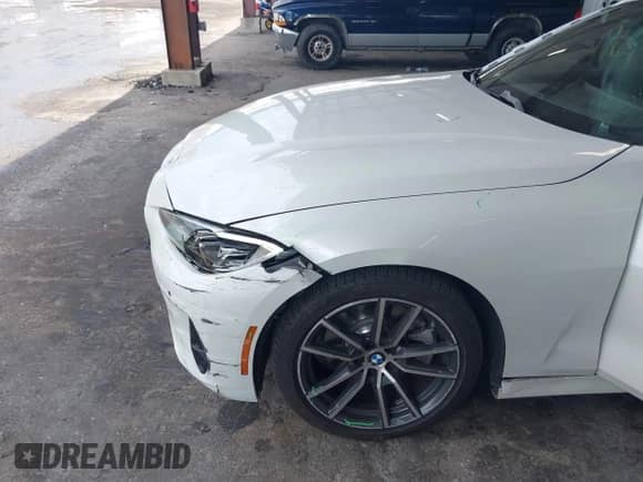 2024 BMW 4 Series 430i with VIN WBA53AP09RCR85500, listed as a IAAI auction lot 42747230 with 18,633 mi miles and . Bid and sale history available at DreamBid. Image 6.