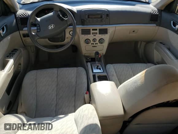 2006 Hyundai Sonata GL z VIN 5NPET46C96H108361, wystawiony jako Copart lot #71003075 z przebiegiem 51 660 mil mil oraz Szkoda całkowita • Salvage title. Historia ofert i sprzedaży dostępna na DreamBid. Obrazek 8.