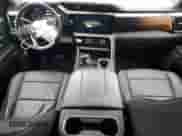 2023 GMC Sierra 1500 Denali z VIN 1GTUUGED3PZ109844, wystawiony jako Copart lot #59780445 z przebiegiem 32 409 mil mil oraz Szkoda całkowita • Salvage title. Historia ofert i sprzedaży dostępna na DreamBid. Obrazek 8.