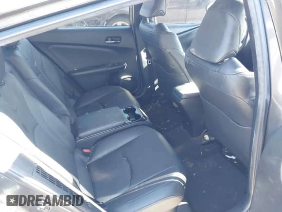 2018 Toyota Prius Plus z VIN JTDKARFP1J3071500, wystawiony jako IAAI lot #42665651 z przebiegiem 168 014 mil mil oraz . Historia ofert i sprzedaży dostępna na DreamBid. Obrazek 8.