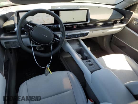 2023 Hyundai Ioniq 6 Limited z VIN KMHM54AA9PA031524, wystawiony jako Copart lot #51411324 z przebiegiem 4 077 mil mil oraz Szkoda całkowita • Salvage title. Historia ofert i sprzedaży dostępna na DreamBid. Obrazek 8.