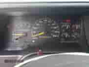 1999 Chevrolet Tahoe z VIN 3GNEK18R1XG208636, wystawiony jako Copart lot #83521334 z przebiegiem 146 408 mil mil oraz Czysty tytuł • Clean title. Historia ofert i sprzedaży dostępna na DreamBid. Obrazek 9.