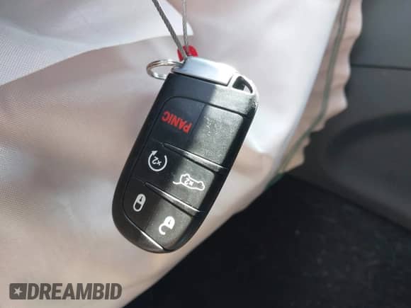 2021 Jeep Grand Cherokee Limited with VIN 1C4RJFBG1MC549907, listed as a IAAI auction lot 42647511 with 61,945 mi miles and . Bid and sale history available at DreamBid. Image 11.