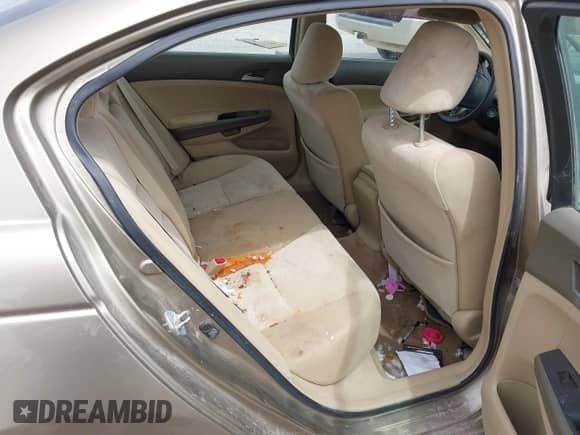 2009 Honda Accord LX с VIN 1HGCP26329A151744, выставлен на аукционе IAAI как лот 42263755 с пробегом Не указан миль и . История ставок и продаж доступна на DreamBid. Изображение 8.