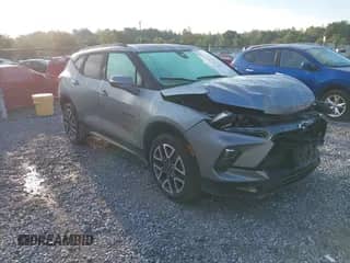 2025 Chevrolet Blazer RS с VIN 3GNKBERS1SS223610, выставлен на аукционе IAAI как лот 43276598 с пробегом 11 378 миль миль и . История ставок и продаж доступна на DreamBid. Изображение 1.