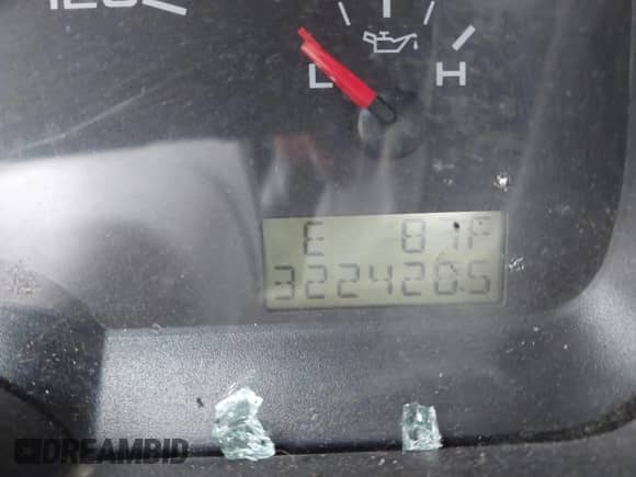 2008 Ford F-150 XL with VIN 1FTPX12V68KC87448, listed as a IAAI auction lot 42648607 with 322,426 mi miles and . Bid and sale history available at DreamBid. Image 16.