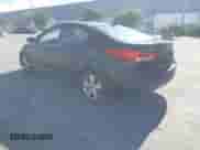 2013 Hyundai Elantra GLS z VIN 5NPDH4AE0DH301646, wystawiony jako IAAI lot #43439483 z przebiegiem 99 933 mil mil oraz . Historia ofert i sprzedaży dostępna na DreamBid. Obrazek 3.