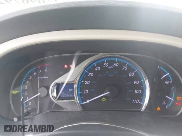 2013 Toyota Sienna XLE AAS with VIN 5TDYK3DC1DS360299, listed as a IAAI auction lot 42696792 with 186,676 mi miles and . Bid and sale history available at DreamBid. Image 15.