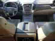 2015 Chevrolet Suburban LTZ с VIN 1GNSKKKC8FR166350, выставлен на аукционе Copart как лот 83937745 с пробегом 178 644 миль миль и Чистый • Clean title. История ставок и продаж доступна на DreamBid. Изображение 8.