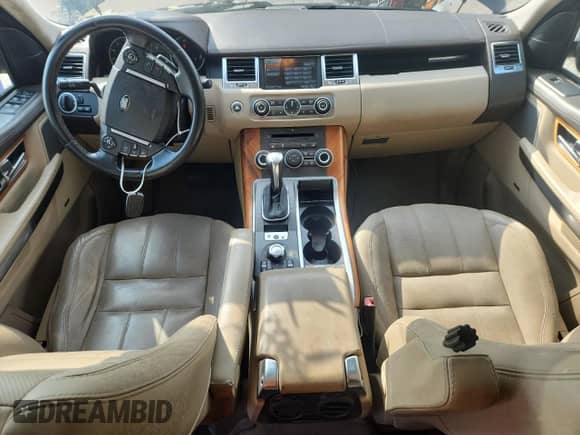 2011 Land Rover Range Rover Sport HSE Lux with VIN SALSK2D46BA713518, listed as a Copart auction lot 84159665 with 109,205 mi miles and Clean title. Bid and sale history available at DreamBid. Image 8.