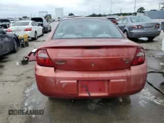 2005 Dodge Neon SXT z VIN 1B3ES56C65D177751, wystawiony jako Copart lot #74116174 z przebiegiem Nie podano mil oraz Szkoda całkowita • Salvage title. Historia ofert i sprzedaży dostępna na DreamBid. Obrazek 6.